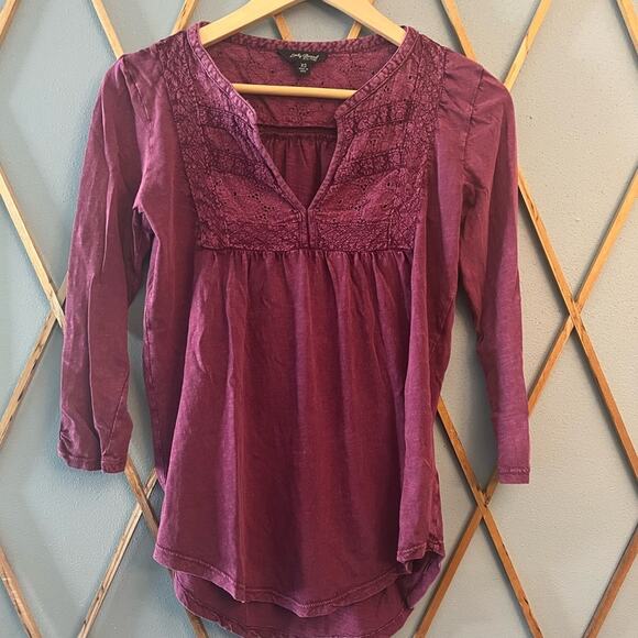 Lucky Brand T-Shirt - Picture 1 of 5